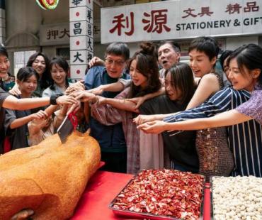 刘伟强新作《水饺皇后》开机 马丽惠英红演绎传奇女性奋斗史